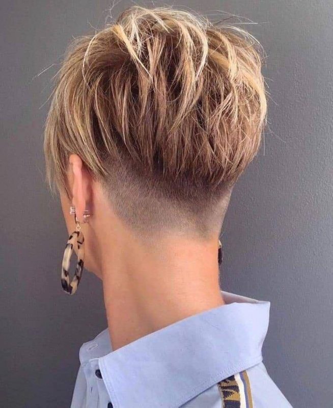 44 Idees De Coupes De Cheveux Courtes