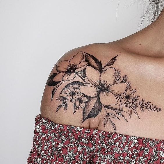 48 top idées de beaux tatouages avec des roses 41