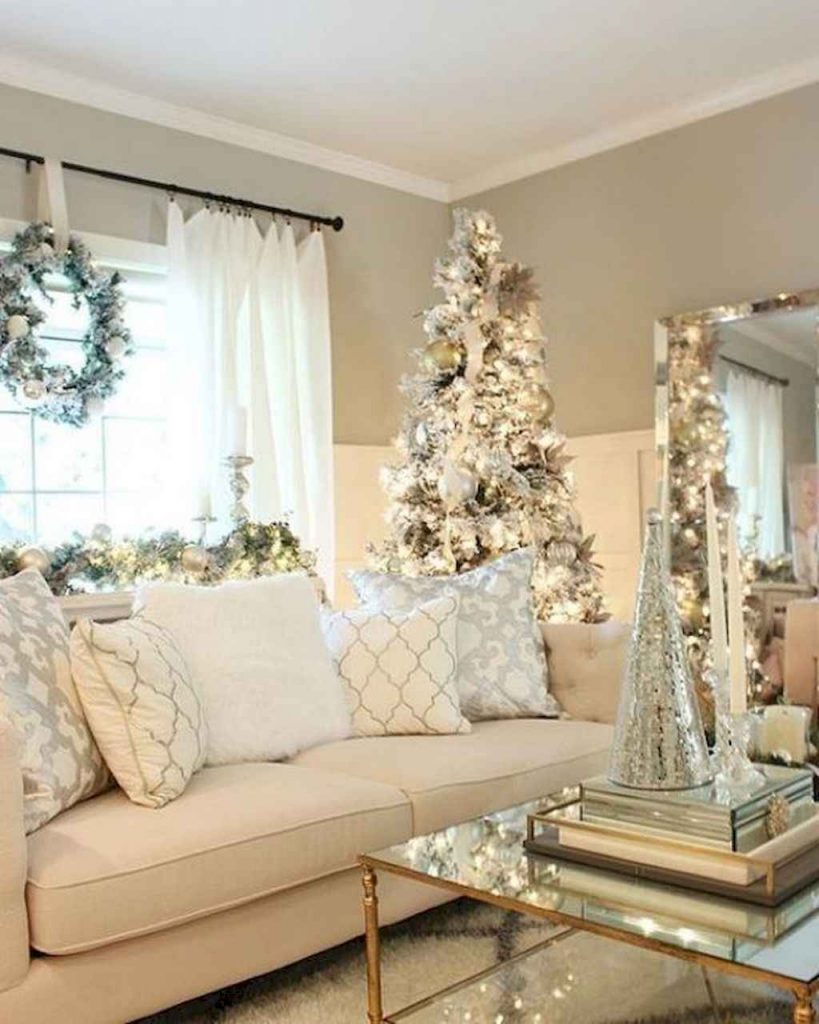 65 idées de décorations de Noël pour embellir son salon 21