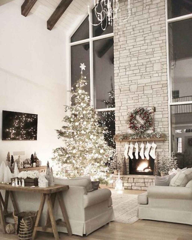 65 idées de décorations de Noël pour embellir son salon 29