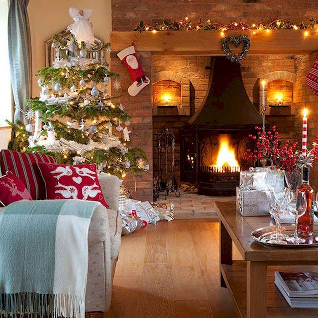 65 idées de décorations de Noël pour embellir son salon 59