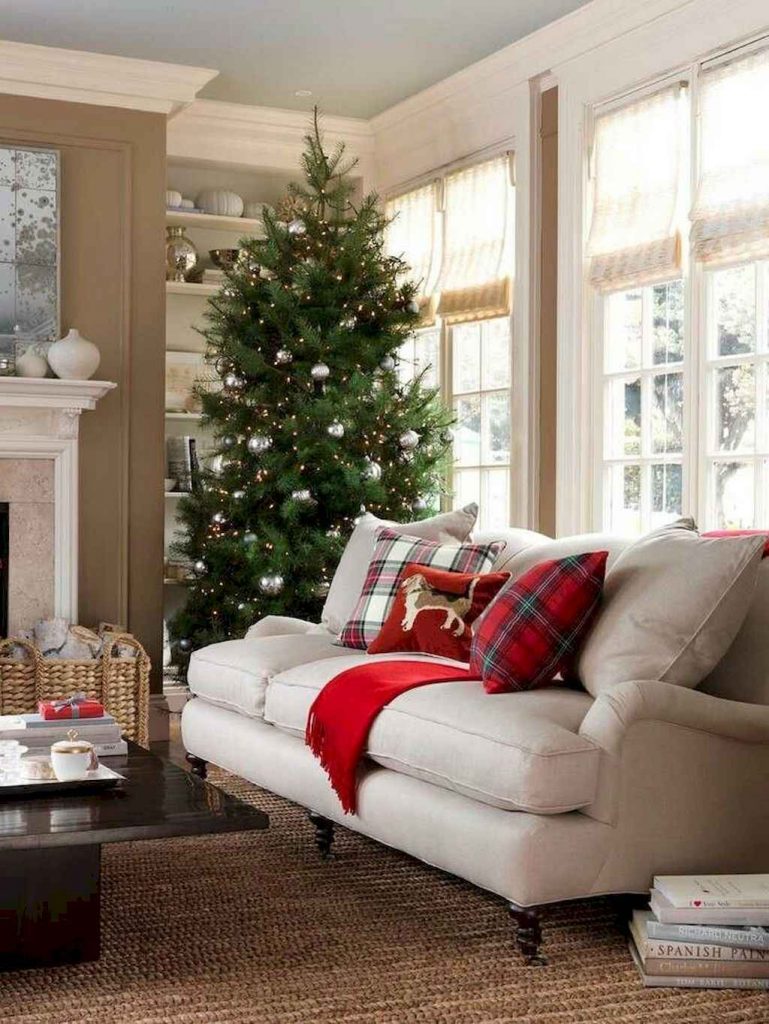 65 idées de décorations de Noël pour embellir son salon 61