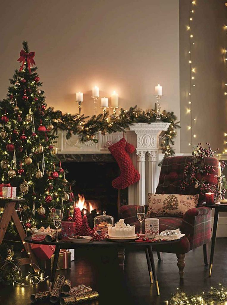 65 idées de décorations de Noël pour embellir son salon 62