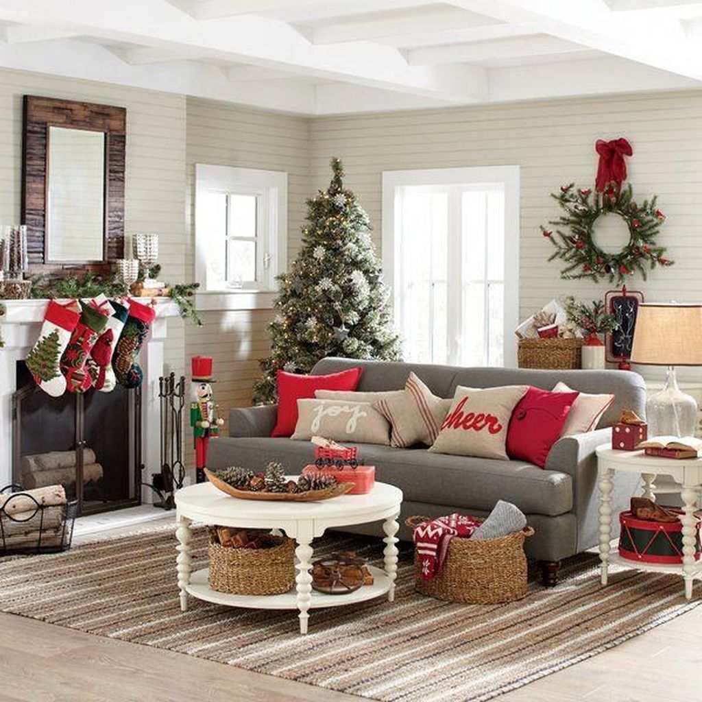 77 belles décorations de Noël pour décorer son salon 10
