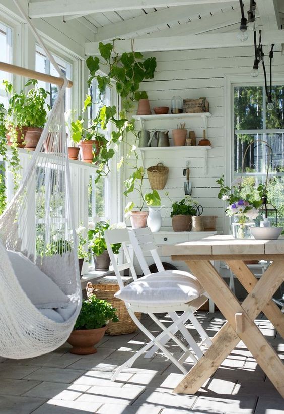 19 belles idées de vérandas pour embellir le jardin 8