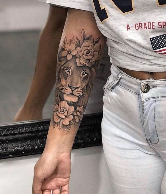 100 top idées de tatouages lion 2