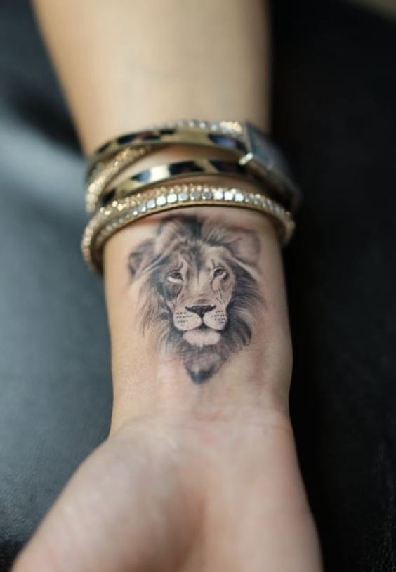 100 top idées de tatouages lion 76