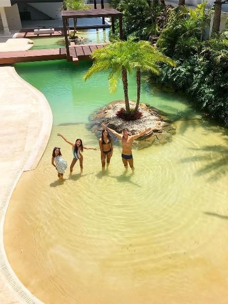 36 conceptions de piscines naturelles pour avoir une plage dans son jardin 21