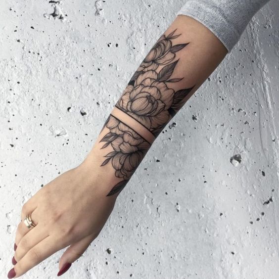 110 top idées de tatouages avant bras pour femme 3