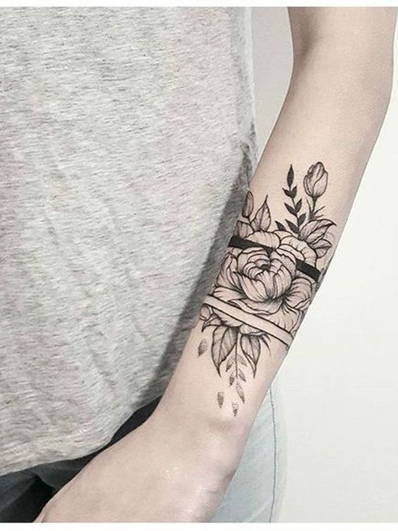 110 top idées de tatouages avant bras pour femme 5