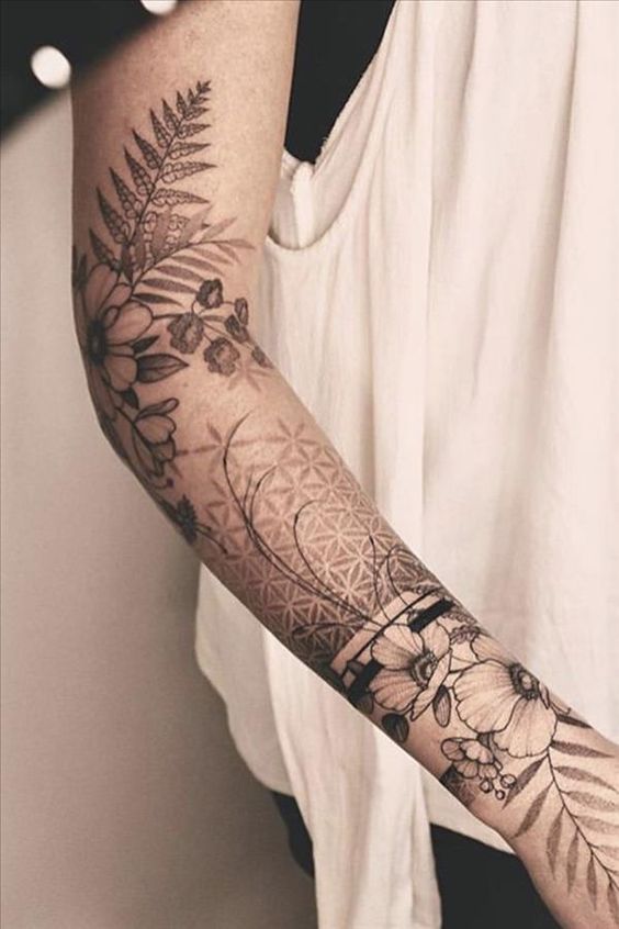 110 top idées de tatouages avant bras pour femme 6