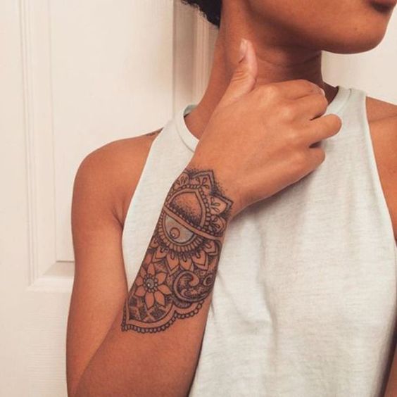 110 top idées de tatouages avant bras pour femme 11