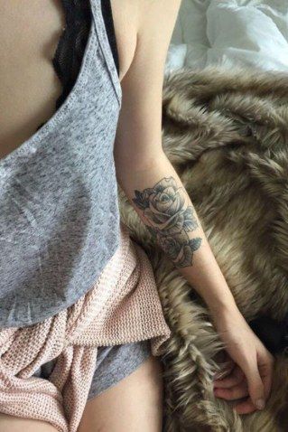110 top idées de tatouages avant bras pour femme 42