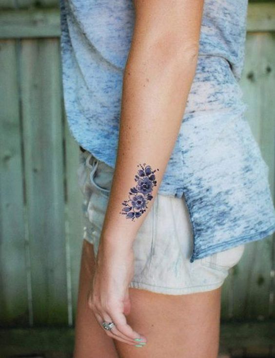 110 top idées de tatouages avant bras pour femme 44