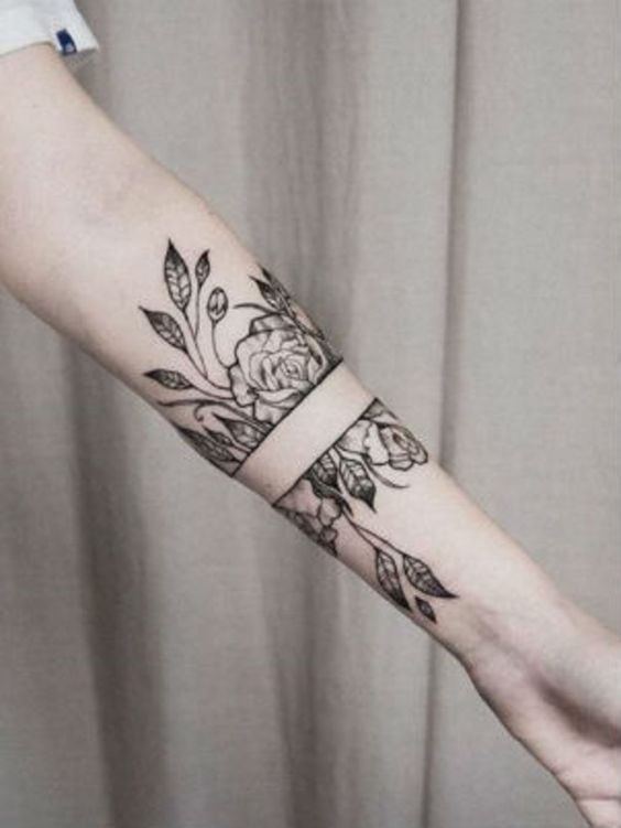 110 top idées de tatouages avant bras pour femme 48