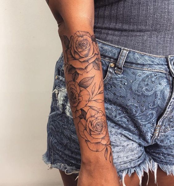 110 top idées de tatouages avant bras pour femme 71