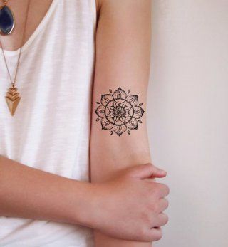 110 top idées de tatouages avant bras pour femme 85