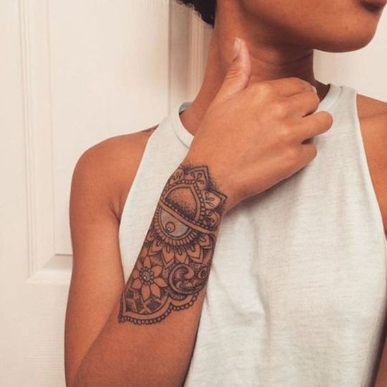 110 top idées de tatouages avant bras pour femme 90