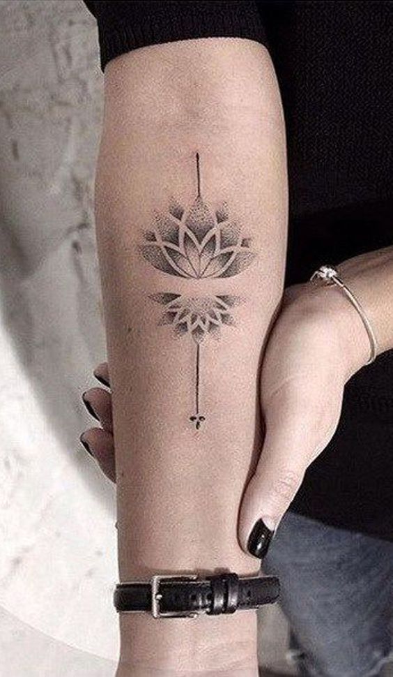 110 top idées de tatouages avant bras pour femme 99