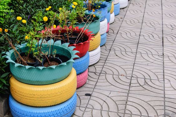 100 décors de jardin avec de vieux pneus 46