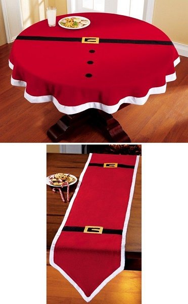 Décoration de table avec une nappe en forme de père Noël 