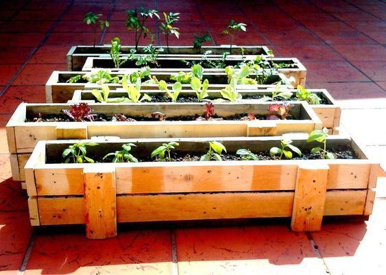 50 façons créatives d'aménager son jardin avec de la récup 33