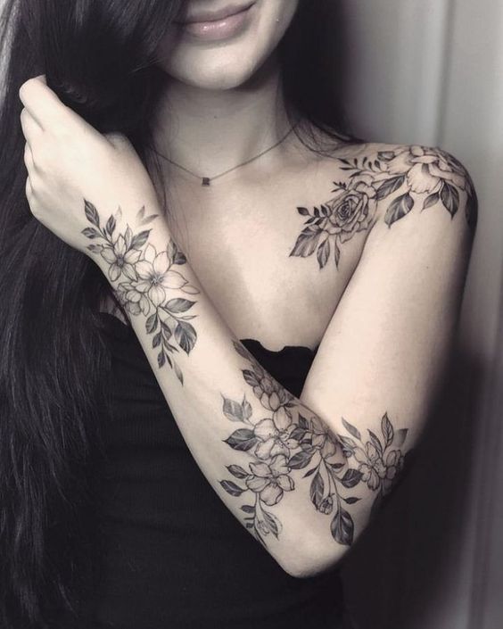 47 belles idées de tatouages bras pour femmes 32