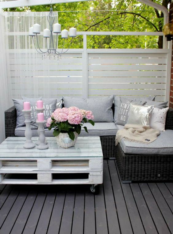 50 top idées pour décorer un balcon avec des palettes 28