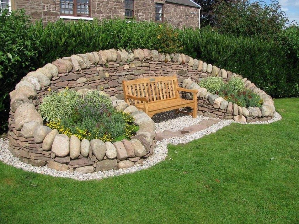 79 top idées pour décorer le jardin avec des pierres 8