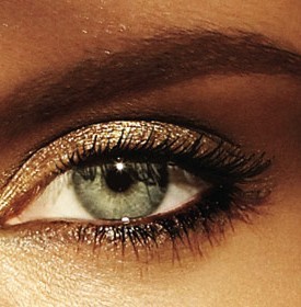 8 astuces pour choisir son maquillage en fonction da la couleur de ses yeux et de ses cheveux 6