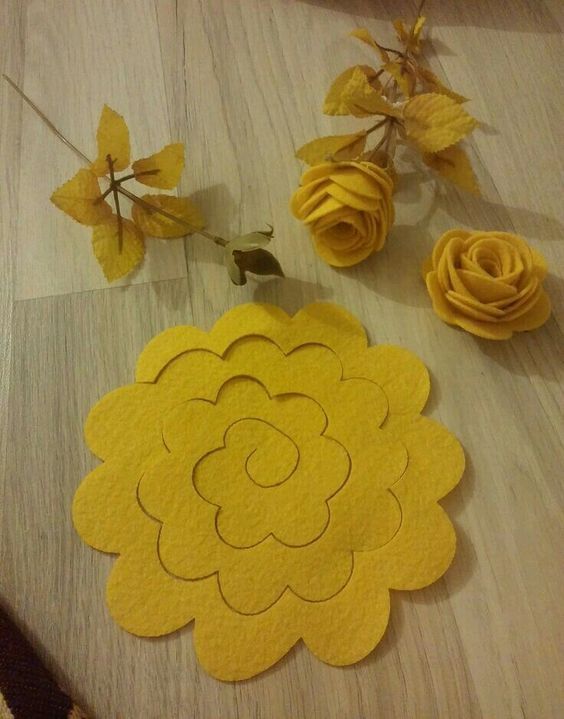 31 idées & tutos de fleurs en papier faciles à faire 28