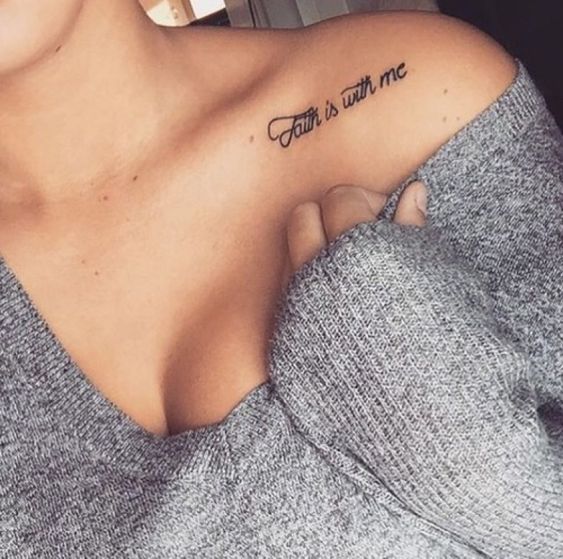 175 top idées de petits tatouages pour femmes 143