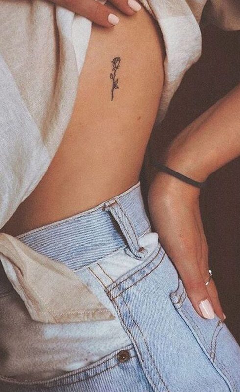 175 top idées de petits tatouages pour femmes 170