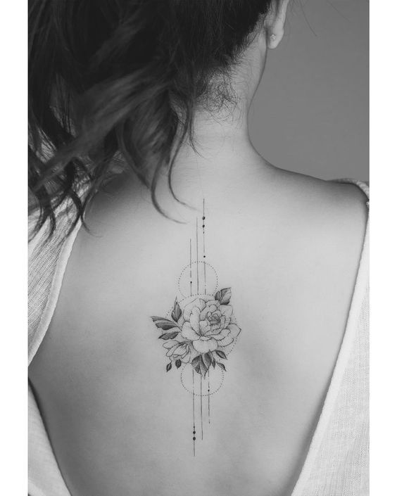 175 top idées de petits tatouages pour femmes 175