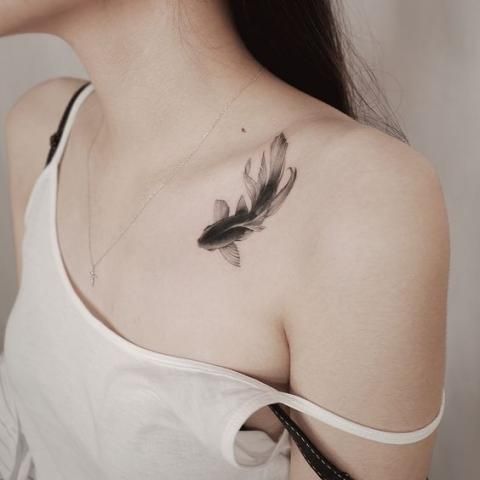 175 top idées de petits tatouages pour femmes 5