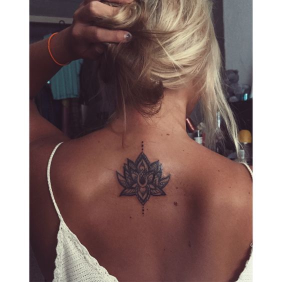 175 top idées de petits tatouages pour femmes 66