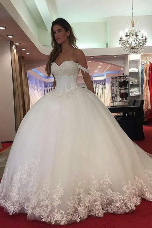 20 top idées de magnifiques robes de mariée 11