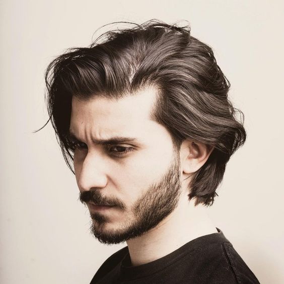 46 idées de coupes de cheveux mi long pour homme 15