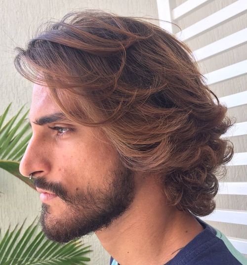 46 idées de coupes de cheveux mi long pour homme 24