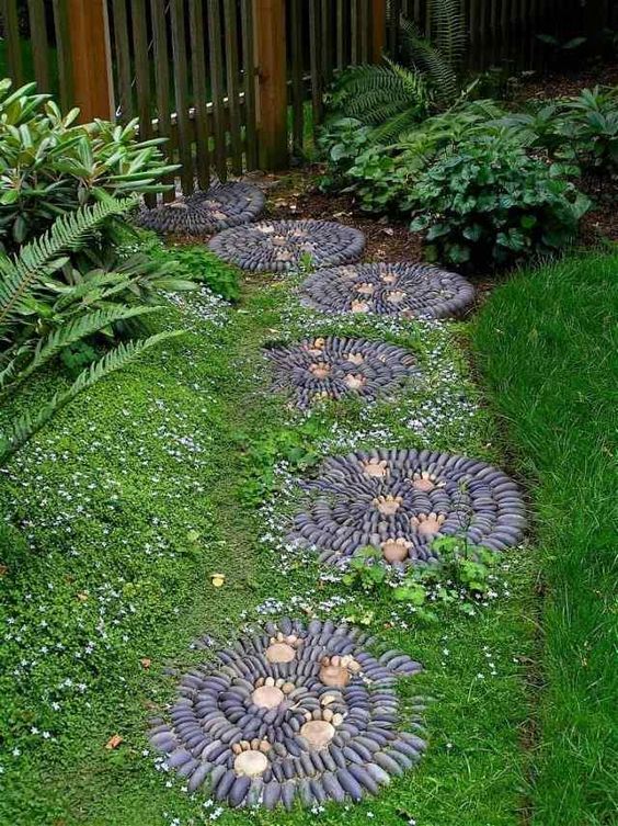 80 top idées pour embellir son allée de jardin 23