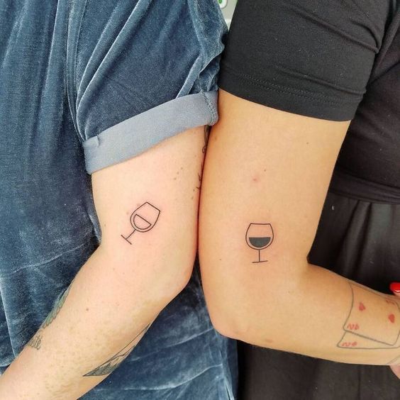 51 top idées de tatouages de couples 18