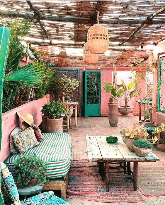 28 décorations de patio bohème en tendance 17