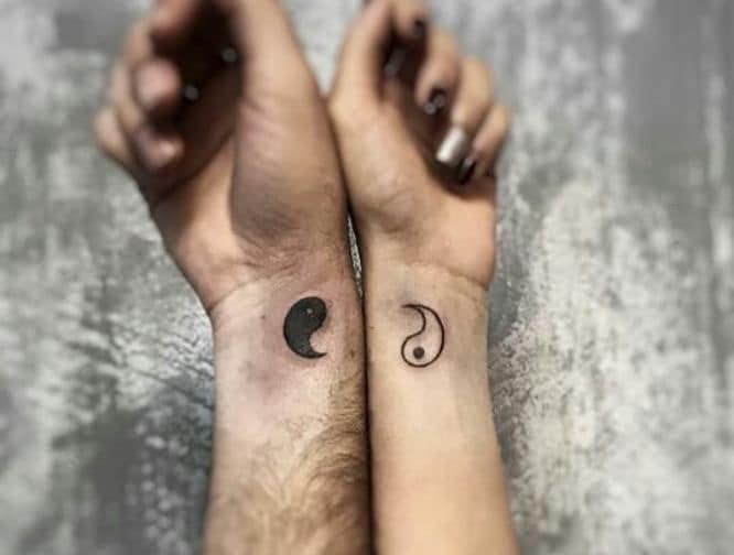 51 top idées de tatouages de couples 8