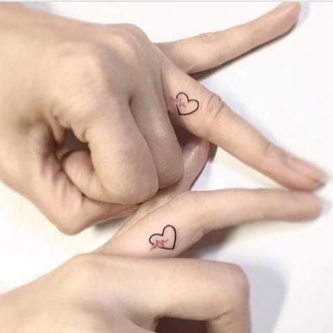 100 top idées de tatouages de couples à faire à deux 90