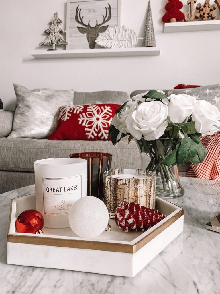 77 belles décorations de Noël pour décorer son salon 12