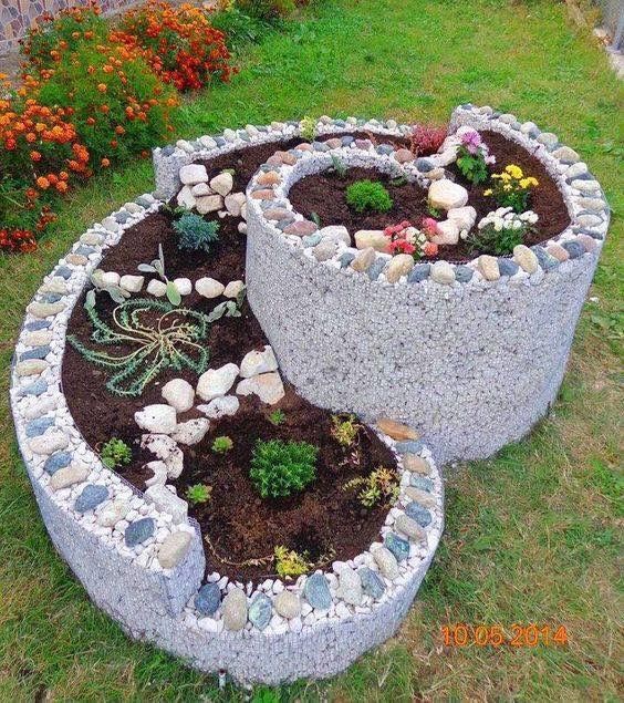 100 top idées & tutos de décorations de jardin 30