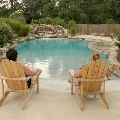 36 conceptions de piscines naturelles pour avoir une plage dans son jardin 17