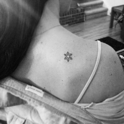 100 top idées de tatouages soleil 73