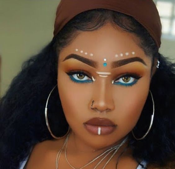 29 idées de maquillage indienne 15