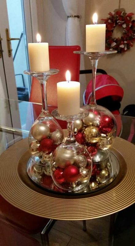 29 top idées de centres de table de Noël en verre 23